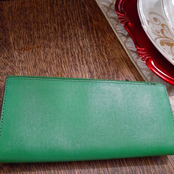 MICHEAL KORS LEATHER WALLET - Picture 4 of 10